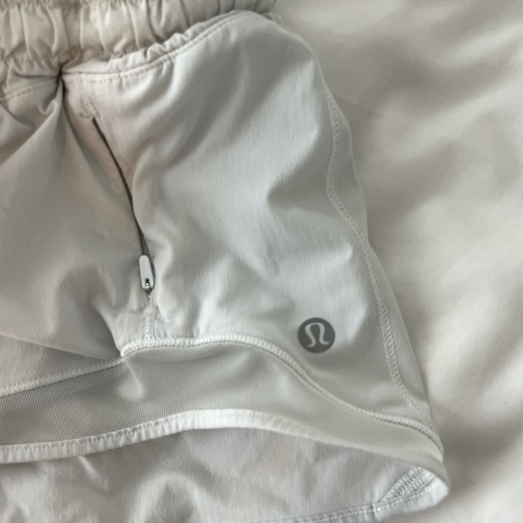 Lulu lemon shorts - Picture 2 of 2